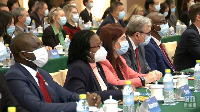 △紀(jì)念會議分會場的與會嘉賓。(總臺央視記者楊立峰拍攝)