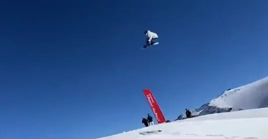 圖片來(lái)源：新體育網(wǎng)視頻截圖。