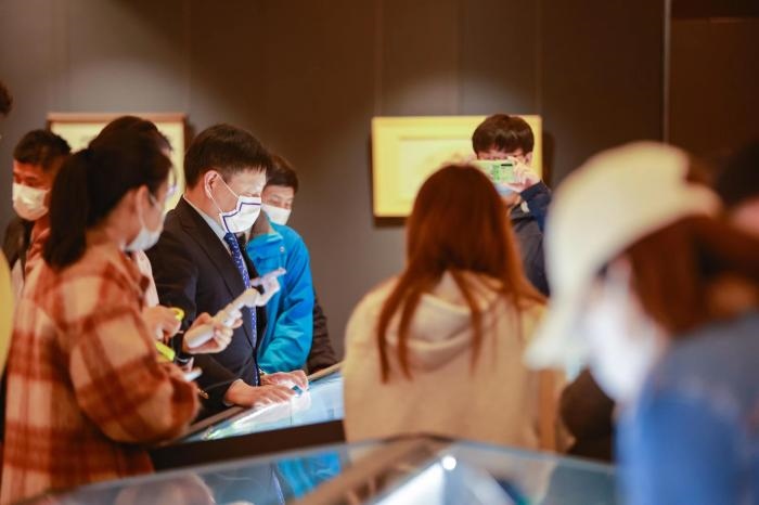 預(yù)展現(xiàn)場(chǎng)。拍賣(mài)行供圖