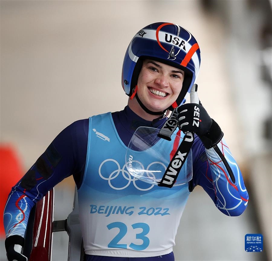 （新華全媒頭條·圖文互動(dòng)）（7）鐘華論：中國(guó)攜手世界 向著春天出發(fā)——寫(xiě)在北京第二十四屆冬季奧林匹克運(yùn)動(dòng)會(huì)閉幕之際