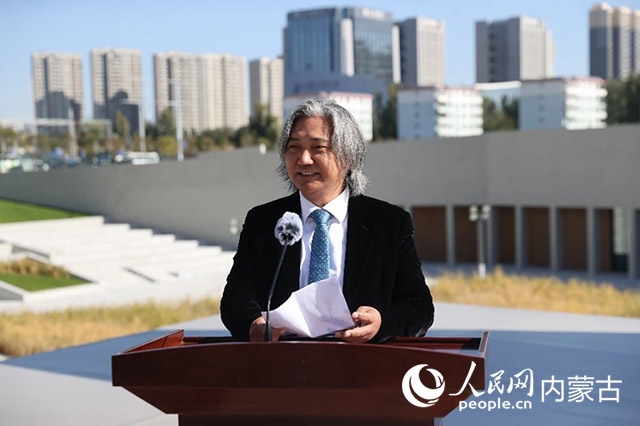 全國政協(xié)副秘書長、民盟中央專職副主席、中國美術(shù)館館長、中國城市雕塑家協(xié)會主席吳為山開幕致辭。王劭凱攝