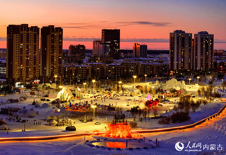 2024年12月20日拍攝的呼倫貝爾市城市越野滑雪公園景色（無人機(jī)照片）。王正攝