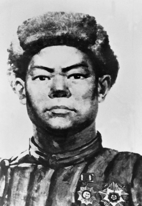 這是黃繼光像。新華社發(fā)（資料照片）