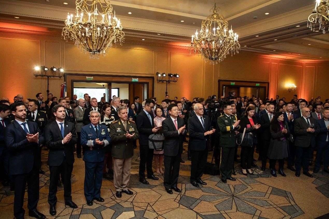 招待會(huì)現(xiàn)場(chǎng)氣氛熱烈友好。中國(guó)駐阿根廷大使館供圖