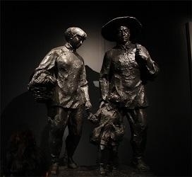 養(yǎng)父母碑。中央民族大學(xué) 張瑜桐攝