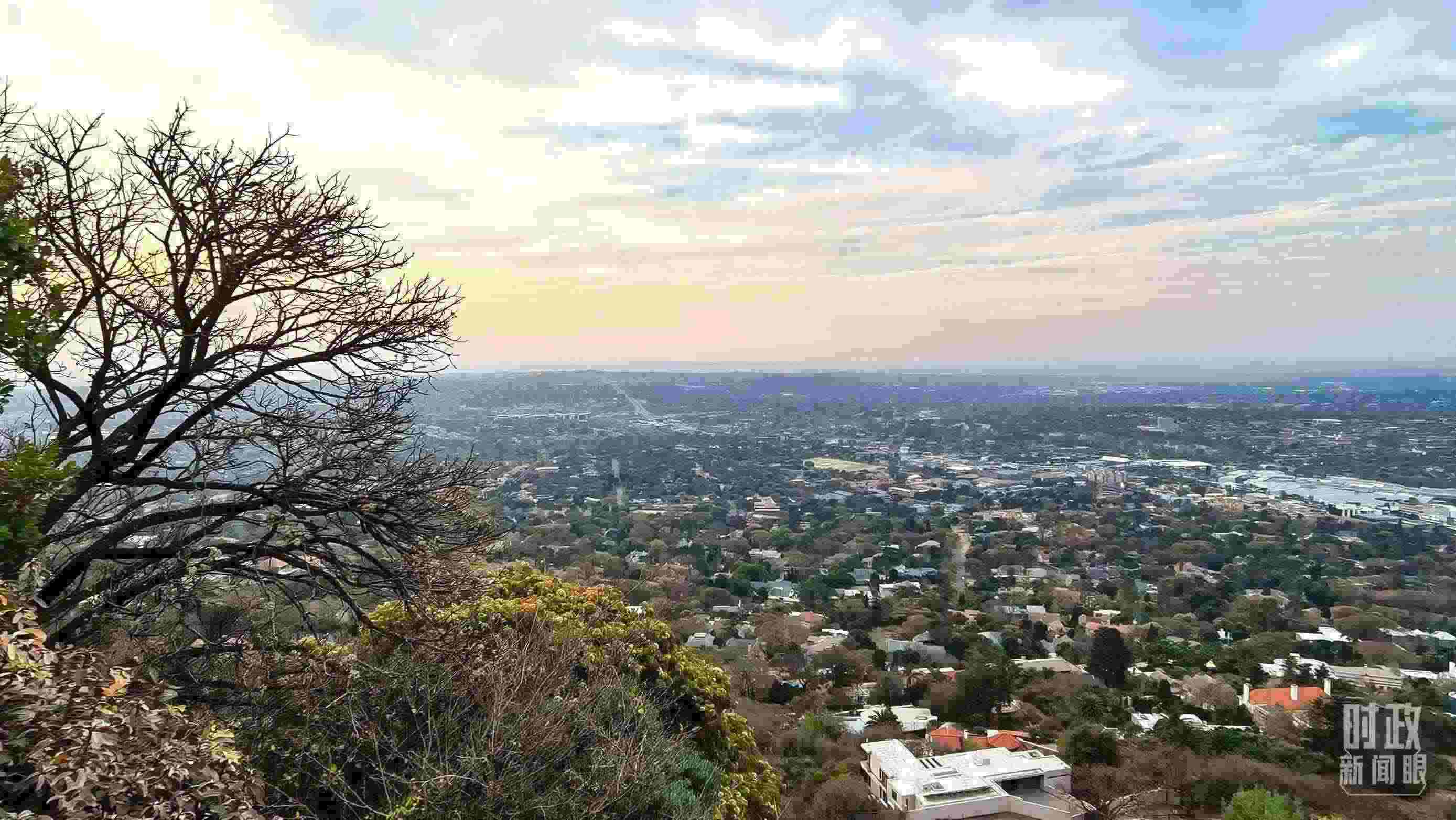 △南非約翰內(nèi)斯堡。（總臺(tái)央視記者韓銳拍攝）