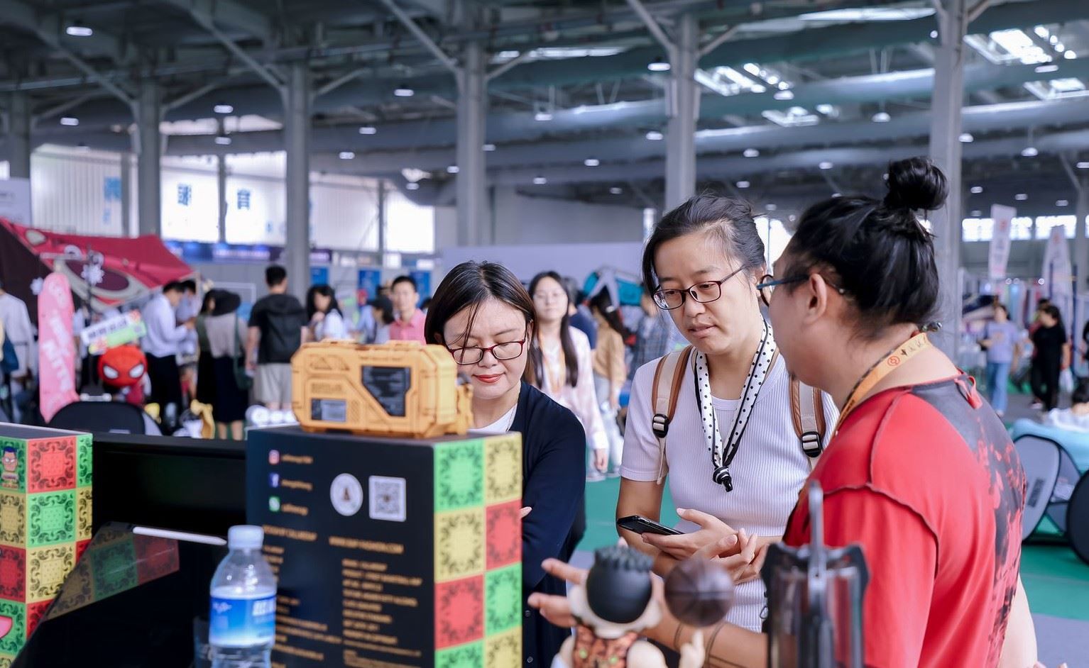 體育服務(wù)專題展區(qū)現(xiàn)場。人民網(wǎng) 歐陽易佳攝