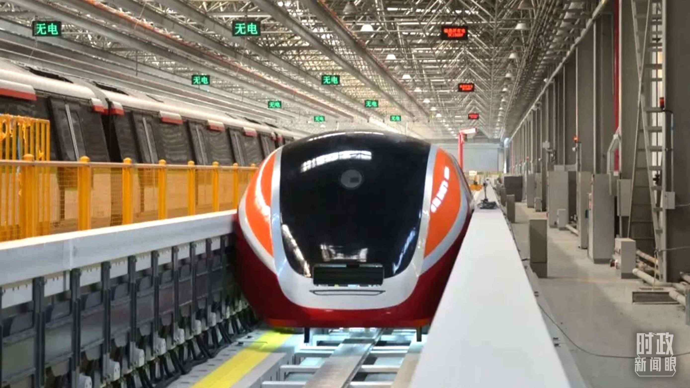 △3月31日，由中國中車自主研制的國內首套高溫超導電動懸浮全要素試驗系統(tǒng)完成首次懸浮運行。（圖/中車齊齊哈爾車輛有限公司）