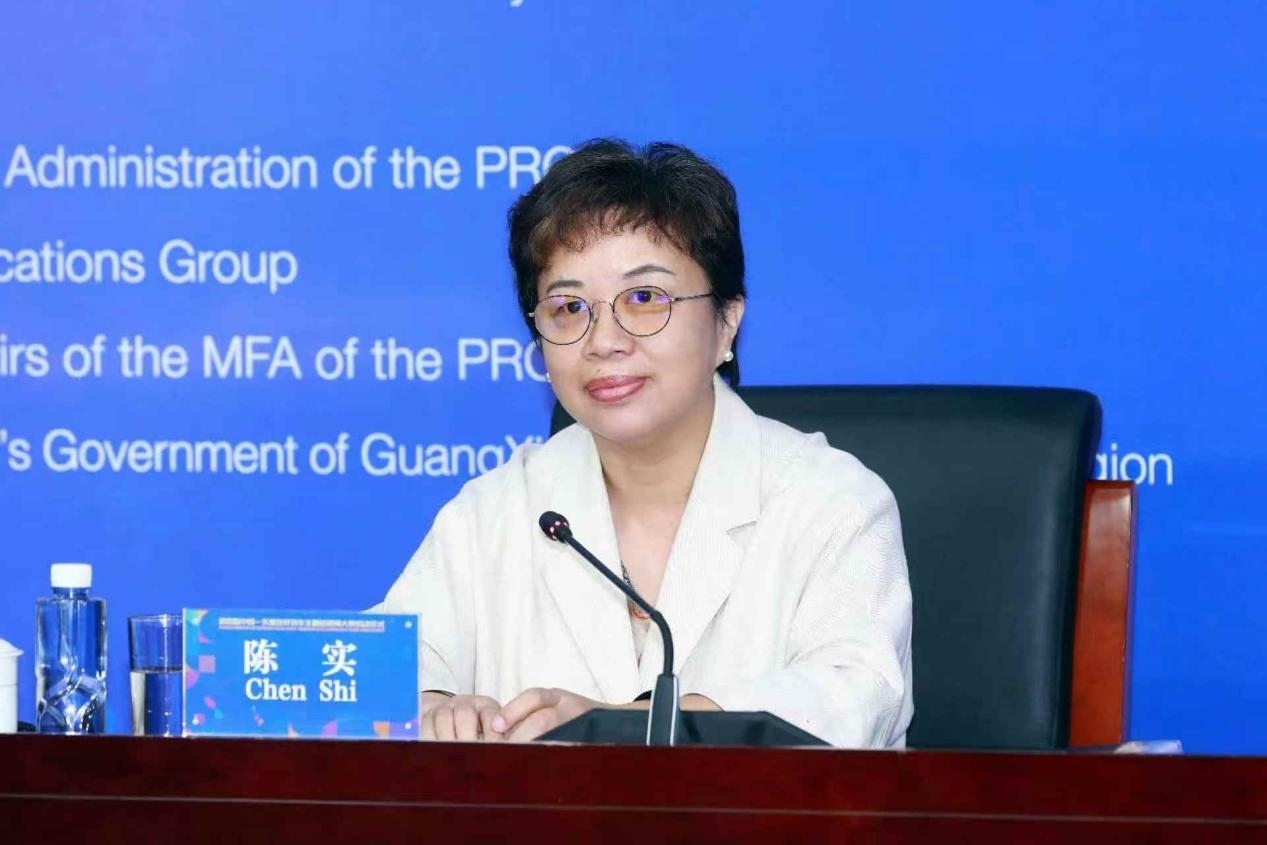 陳實主持嘉賓致辭環(huán)節(jié)。中國駐東盟使團(tuán)供圖