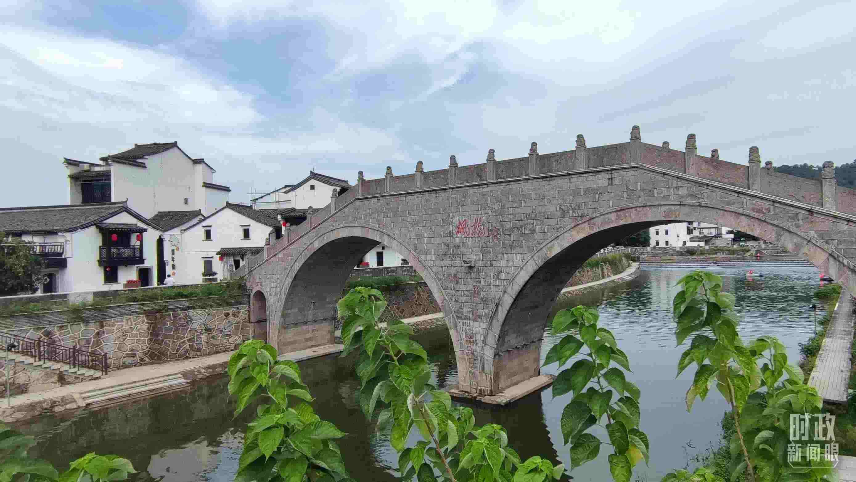 △楓橋古鎮(zhèn)。（總臺(tái)央視記者耿小龍拍攝）