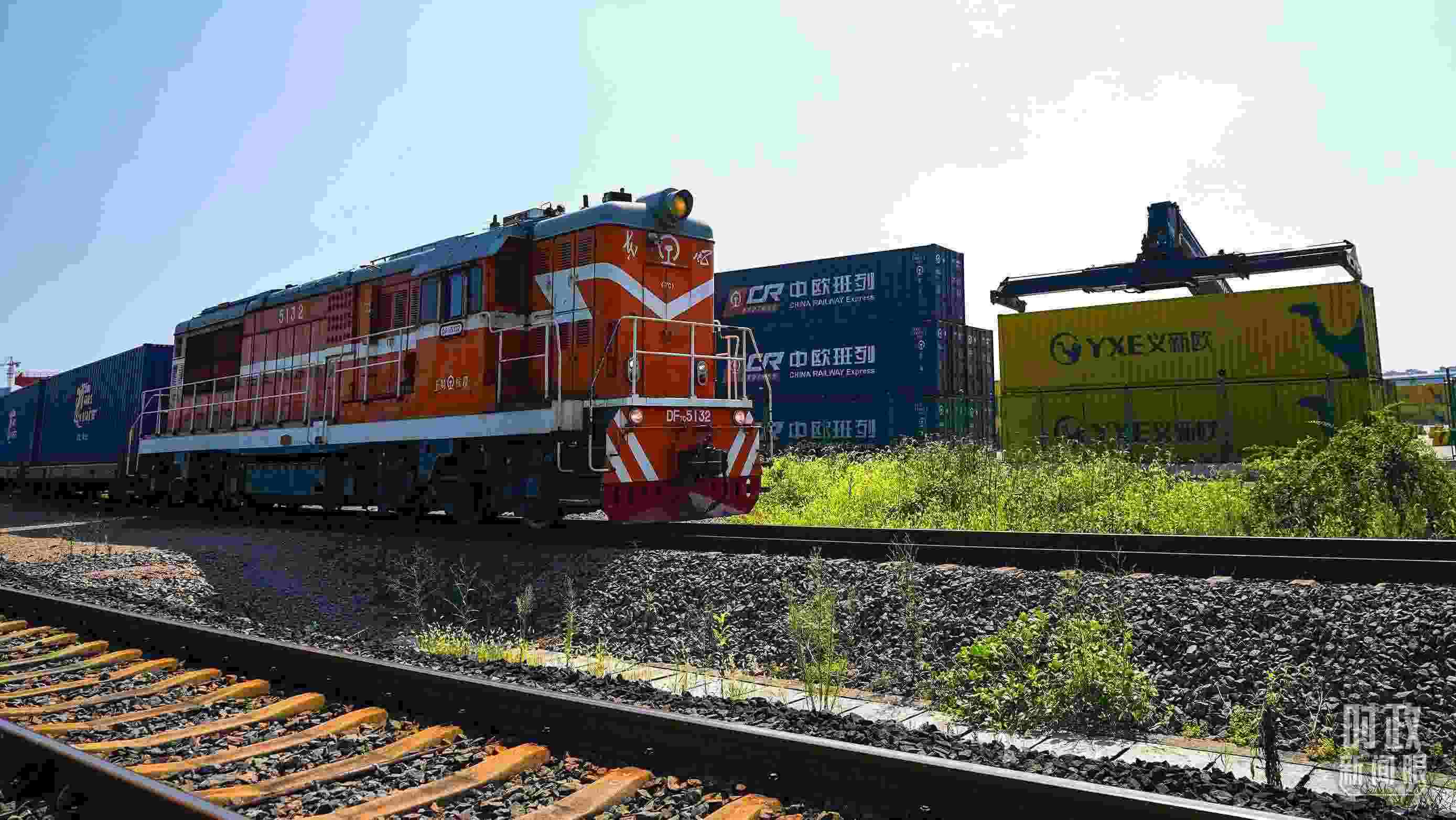 △“義新歐”中歐班列。（總臺國廣記者李晉拍攝）