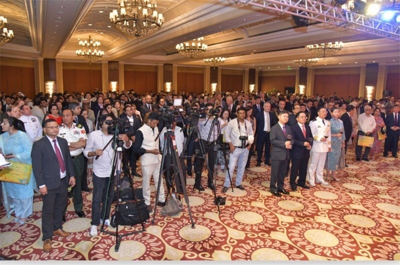 印度各界人士，各國駐印使節(jié)及外交官，中資企業(yè)、留學(xué)生和華僑華人等700余人出席招待會活動現(xiàn)場。中國駐印度大使館供圖