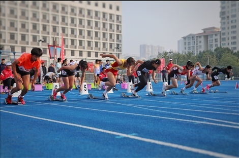 第59屆北京市中學(xué)生田徑運(yùn)動會暨北京學(xué)生金奧運(yùn)動隊田徑運(yùn)動會。北京市教委供圖