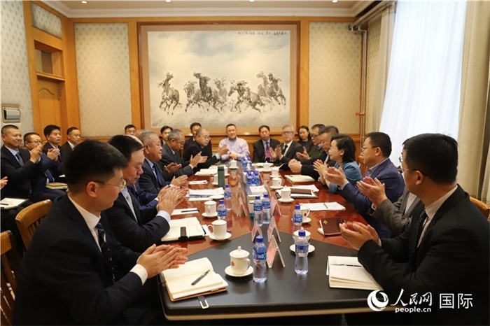 3.2023年10月30日，中國駐蒙使館座談會(huì)現(xiàn)場。人民網(wǎng)記者 霍文攝