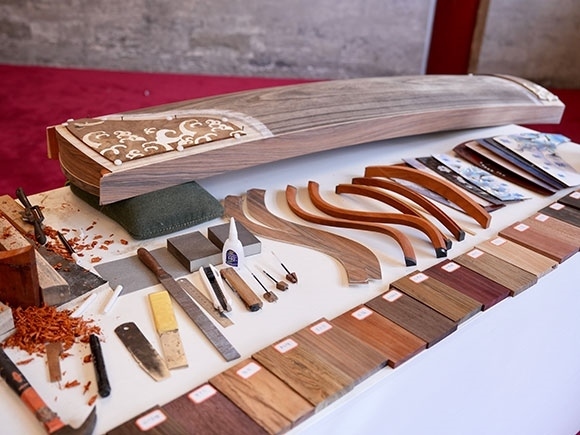 蘭考古箏制作展示。中央音樂學院供圖