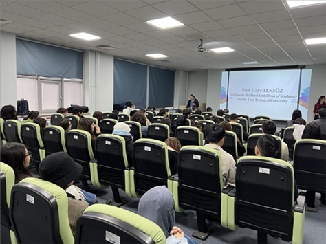 現(xiàn)場宣講中企。主辦方供圖