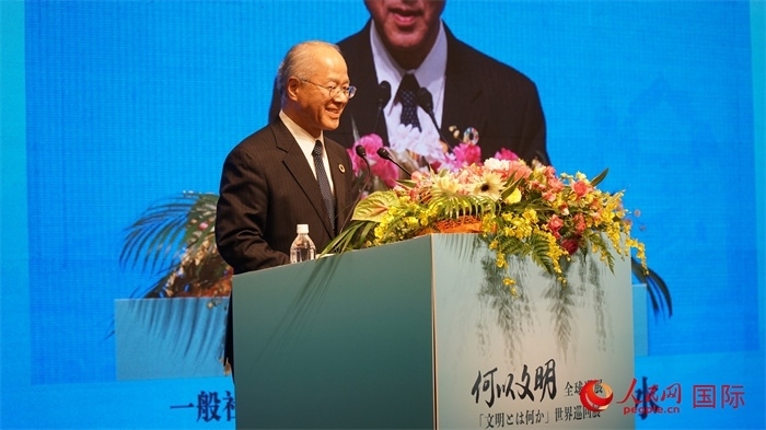 日本日中協(xié)會理事長瀨野清水致辭。人民網(wǎng) 蔣曉辰攝