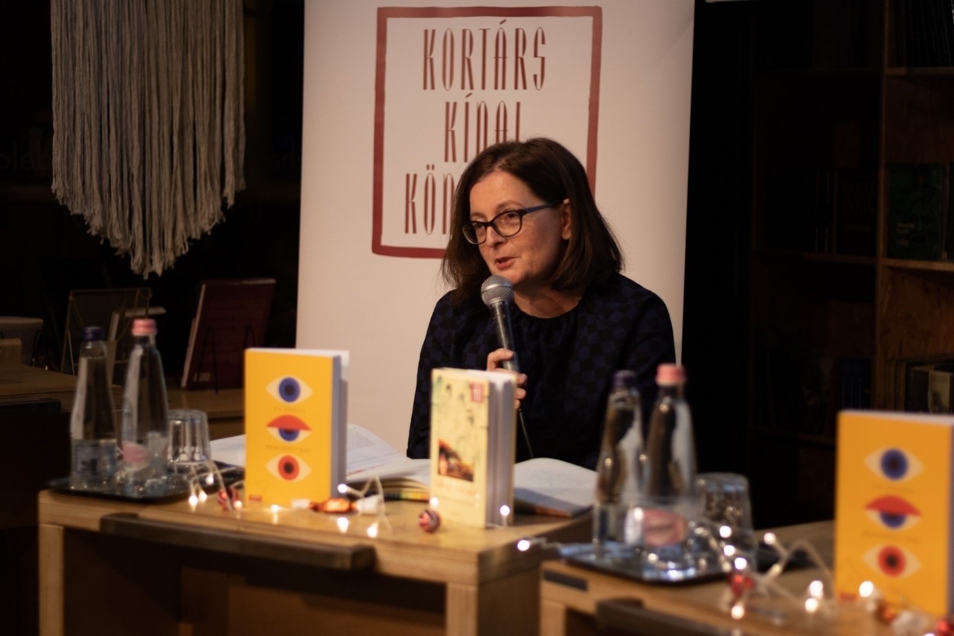 安奈特博士分享讀書體會。摩爾多瓦尼·巴爾納巴斯攝