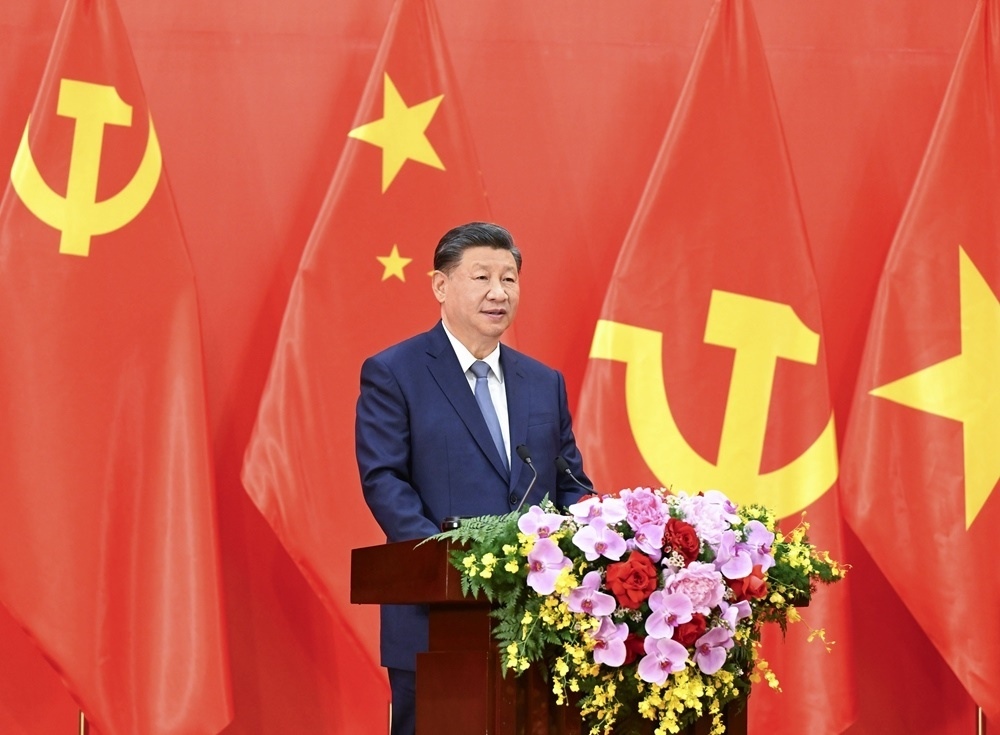 習近平總書記發(fā)表題為《賡續(xù)傳統(tǒng)友誼，開創(chuàng)中越命運共同體建設(shè)新征程》的重要講話。