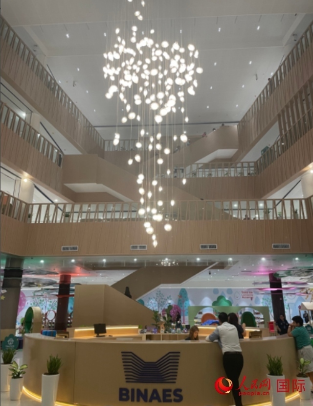 圖為中國援助薩爾瓦多國家圖書館內景。 人民網記者 彭敏攝