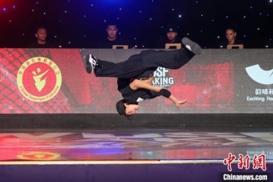 今年7月，首屆亞洲霹靂舞錦標(biāo)賽在拱墅運河體育公園體育館舉行。郭天奇 攝