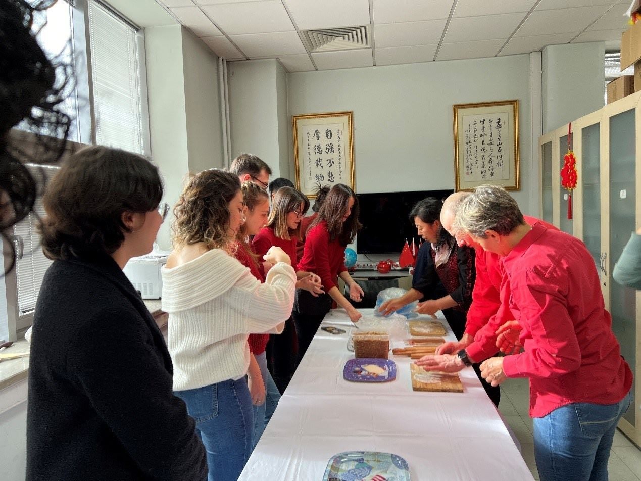 餃子工作坊現(xiàn)場。中東技術大學孔院供圖