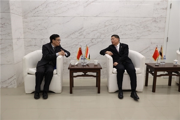 李永明同埃及趙劉慶公參會談交流。主辦方供圖