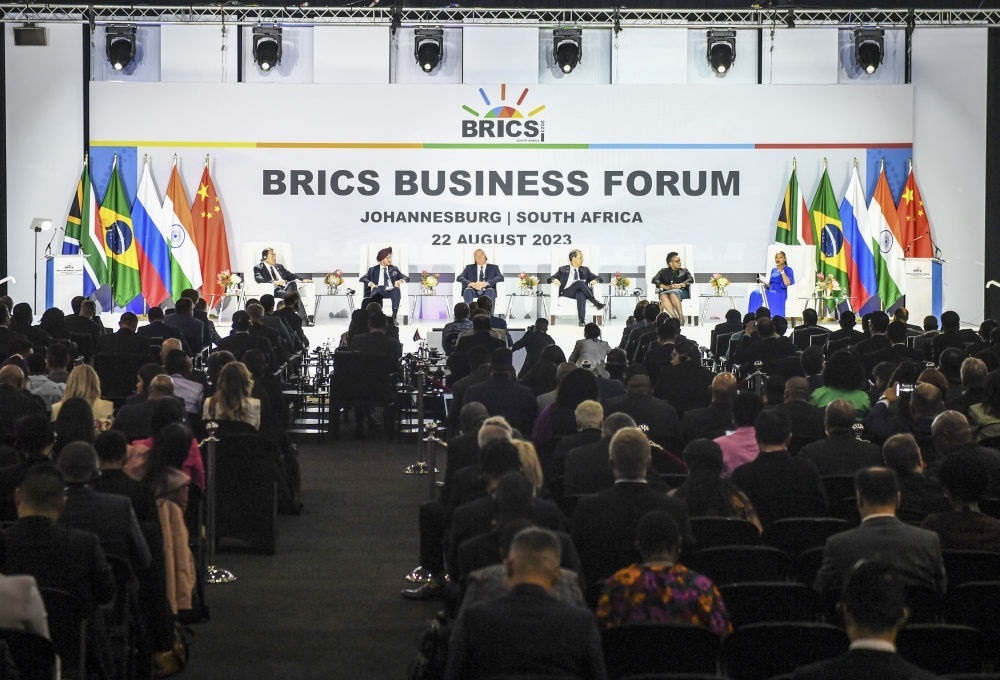 這是2023年8月22日在南非約翰內(nèi)斯堡拍攝的金磚國(guó)家工商論壇現(xiàn)場(chǎng)。新華社記者 李亞輝 攝