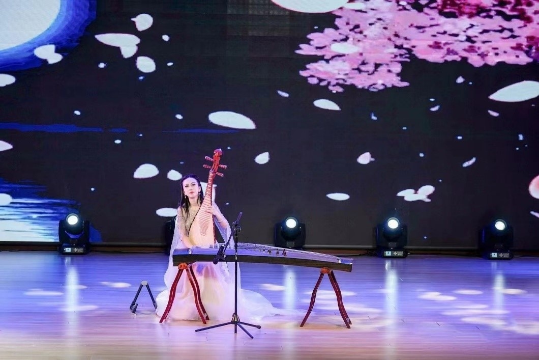 聯(lián)歡晚會(huì)現(xiàn)場(chǎng)。（主辦方供圖）