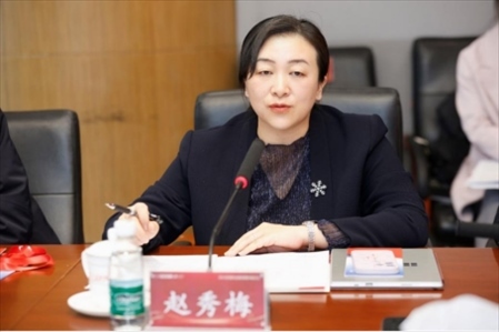 人民網(wǎng)輿情數(shù)據(jù)中心主任、人民在線總經(jīng)理趙秀梅發(fā)言