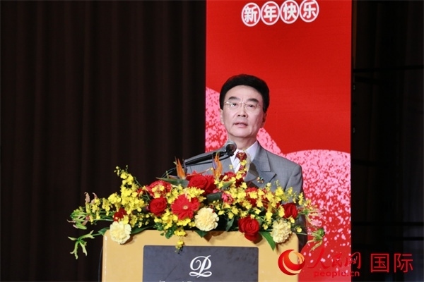 在日中國企業(yè)協(xié)會(huì)會(huì)長王家馴致辭。人民網(wǎng) 許可攝