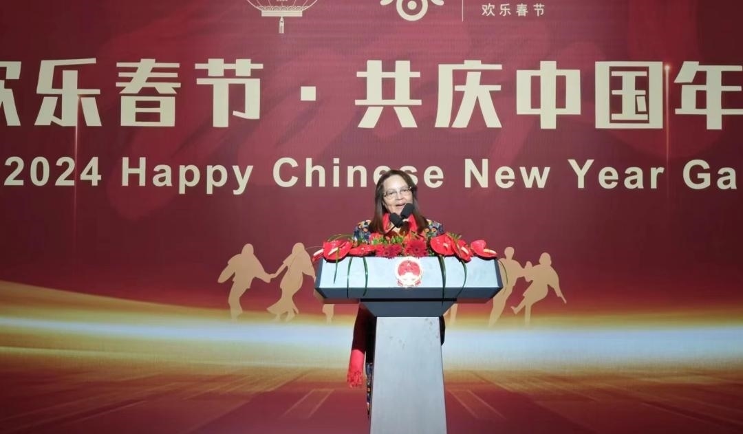 南非旅游部長(zhǎng)德利萊女士致辭。中國(guó)駐南非大使館供圖