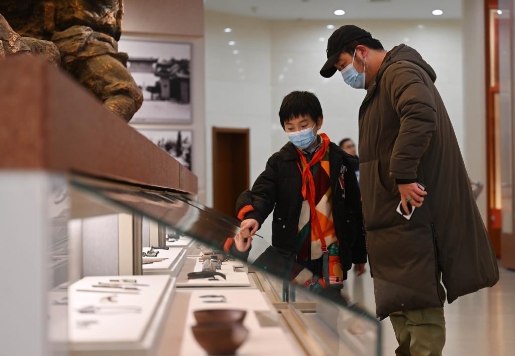 2024年1月29日，市民在平津戰(zhàn)役紀(jì)念館參觀。