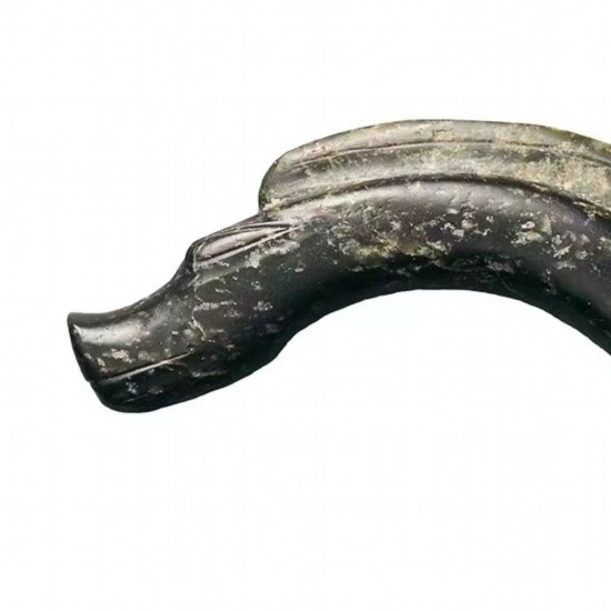 新石器時(shí)代紅山文化玉龍（中國國家博物館供圖）