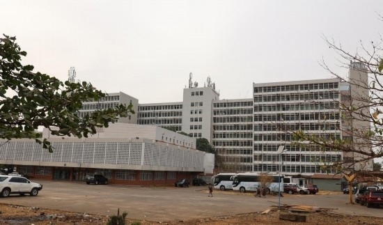 中塞友誼大廈。