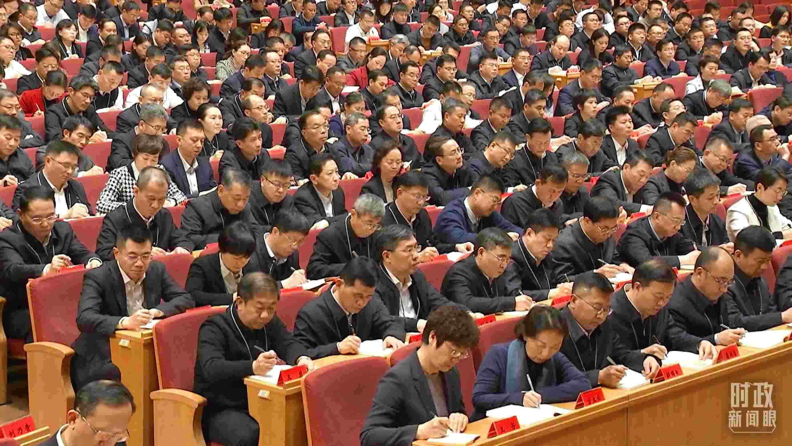 △中青年干部培訓(xùn)班開(kāi)班式現(xiàn)場(chǎng)。