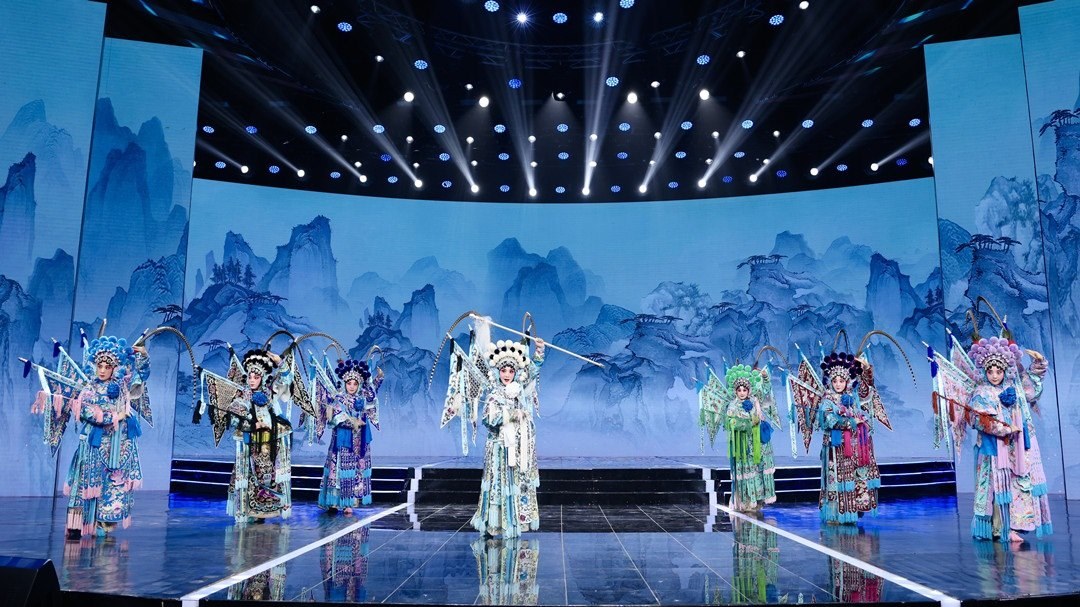 圖：秦腔戲曲《楊門(mén)女將》 表演者：惠敏莉、趙璐璐等