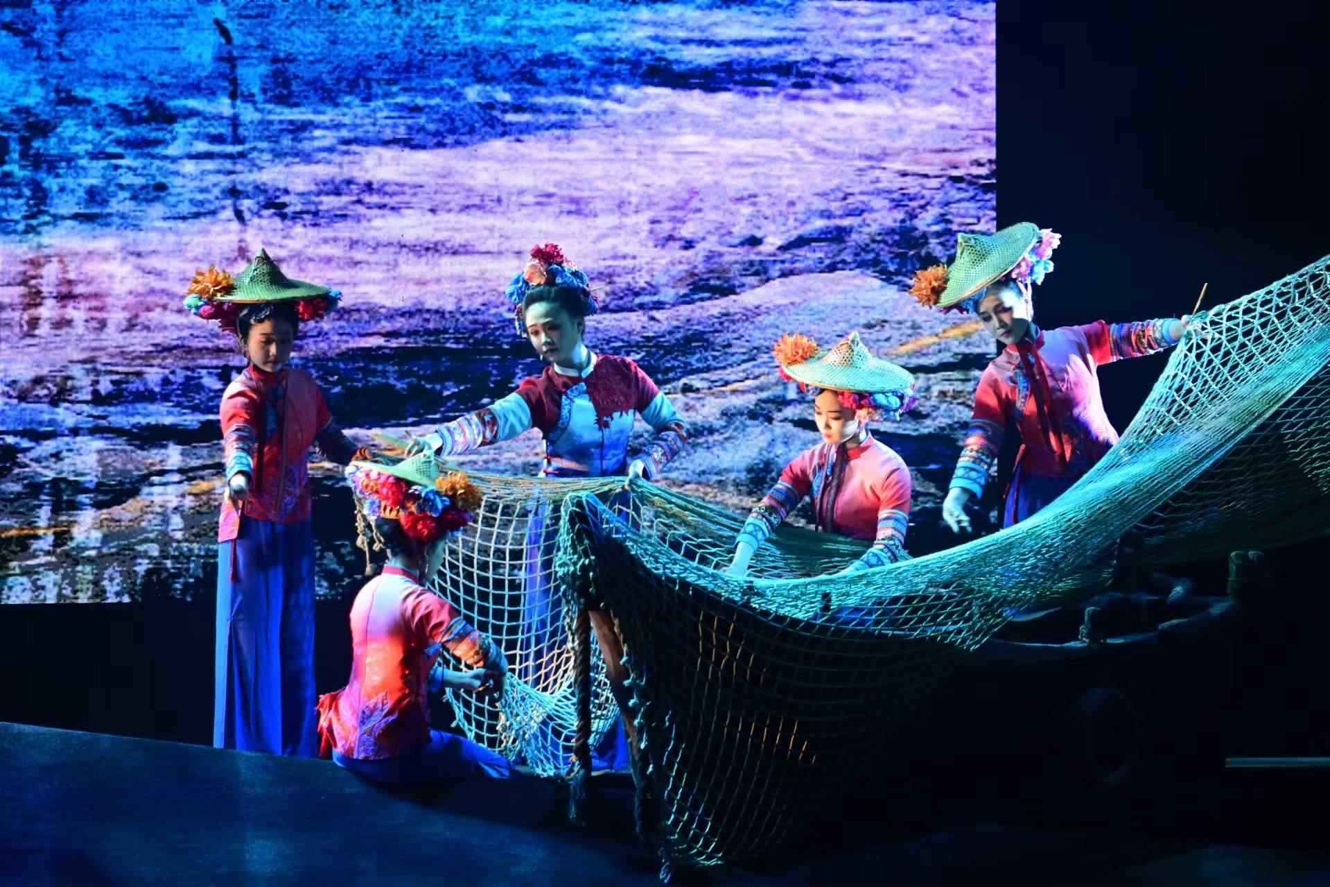 《圍頭新娘》劇照。泉州市高甲戲傳承中心供圖