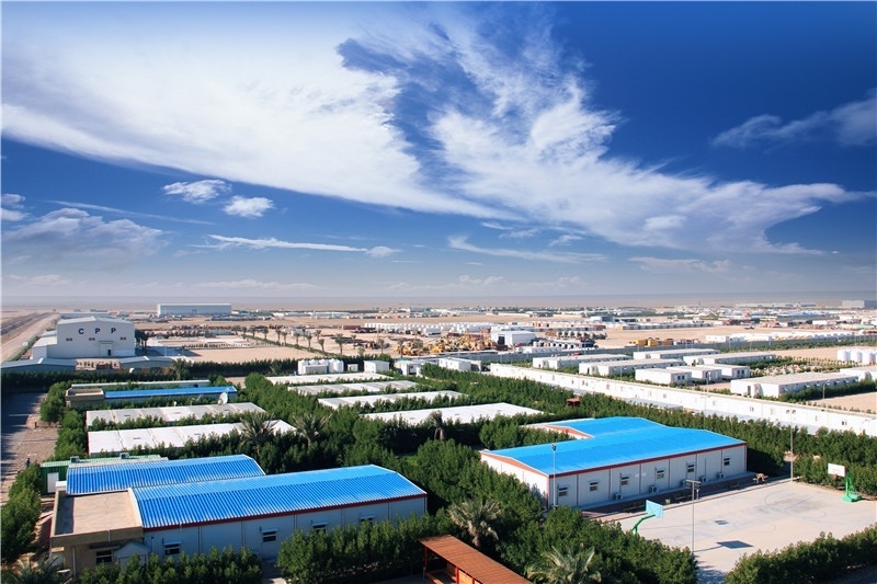 圖為中石油管道局伊拉克魯邁拉項(xiàng)目營地，中石油管道局供圖