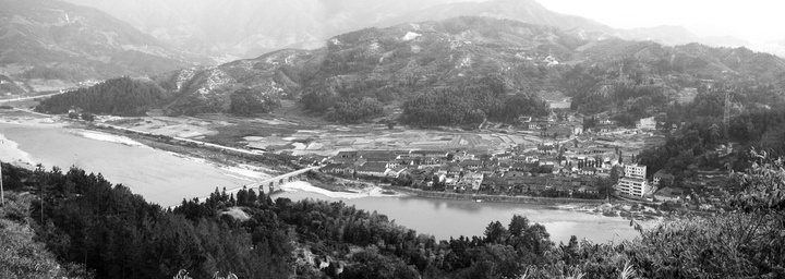 搬遷前的景寧外舍村。供圖 共享聯(lián)盟·景寧