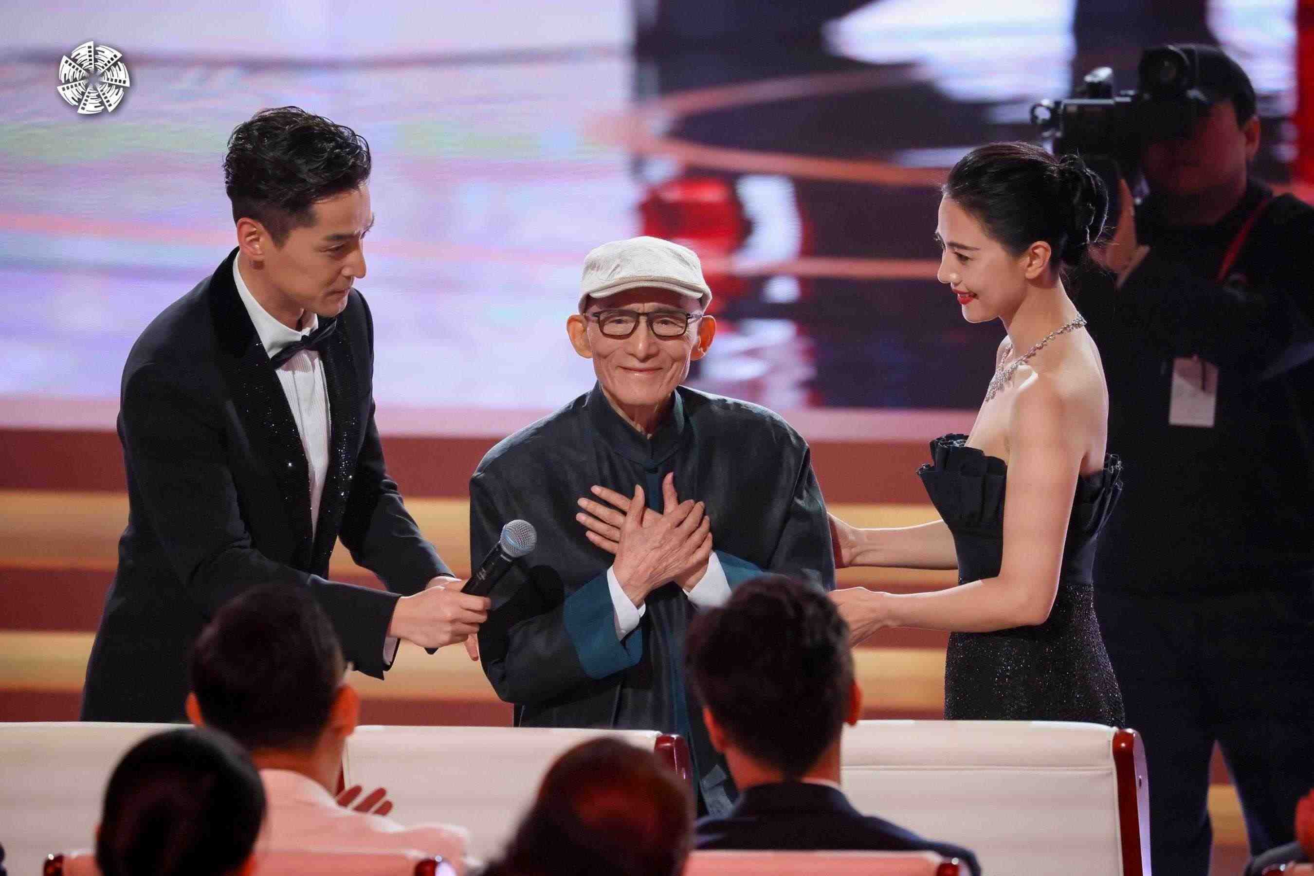 從左到右依次為演員胡歌，演員游本昌，演員高圓圓。主辦方供圖