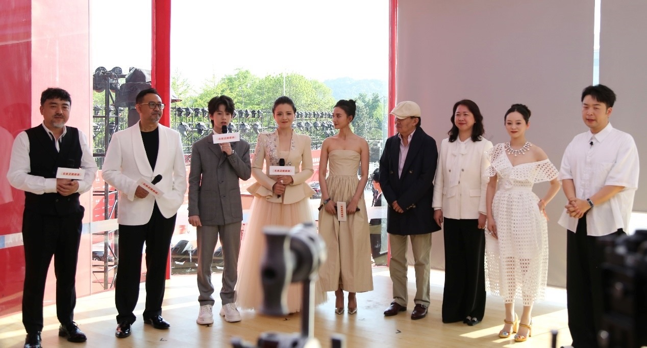 “品牌助力電影”公益直播活動現(xiàn)場。主辦方供圖