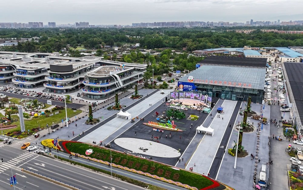 這是2024年4月23日拍攝的成都世園會郫都分會場（無人機(jī)照片）。新華社記者 王曦 攝