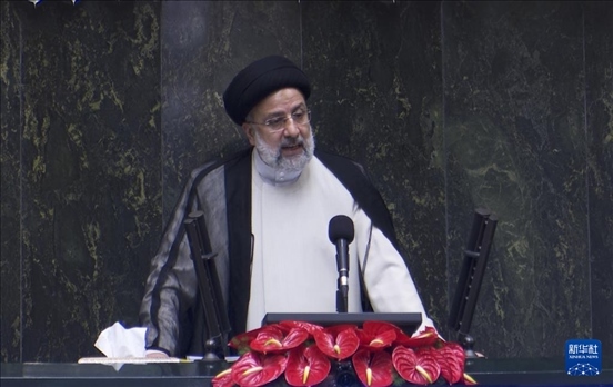 據(jù)伊朗邁赫爾通訊社20日?qǐng)?bào)道，伊朗總統(tǒng)萊希在直升機(jī)事故中遇難。這是2021年8月5日拍攝的易卜拉欣·萊希的資料照片。 新華社發(fā)（賈瓦德攝）