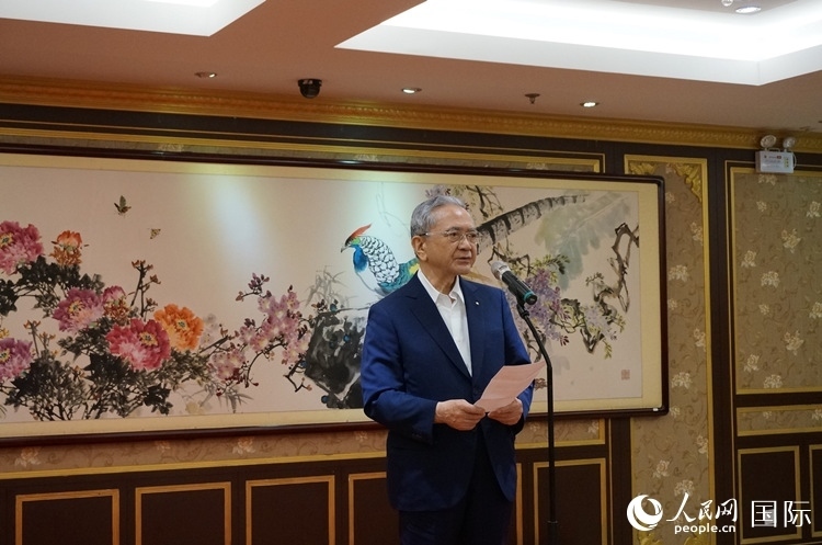 創(chuàng)價學會會長原田稔致辭。