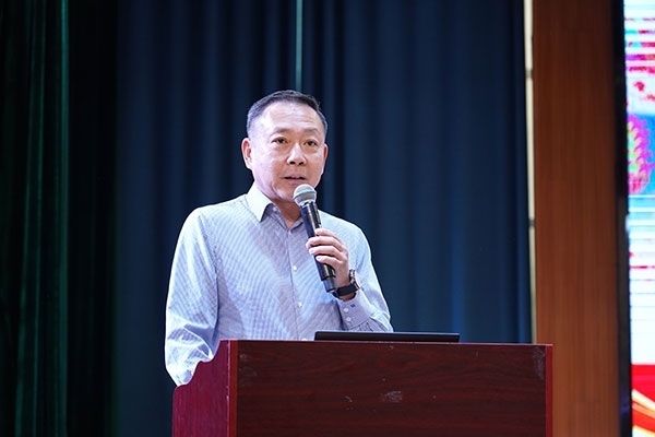 北京大鸞翔宇慈善基金會理事長、周恩來侄外孫沈清講述周恩來的讀書故事。