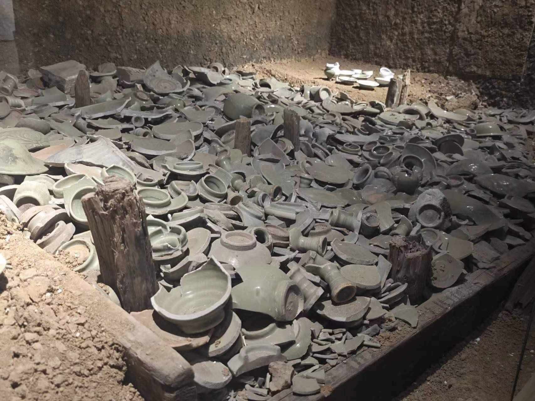 經(jīng)過“質(zhì)檢”的瓷器碎片。人民網(wǎng)記者 黃鈺攝