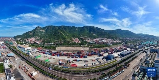 這是6月26日拍攝的中哈連云港物流合作基地（無人機(jī)照片）。新華社記者 季春鵬 攝