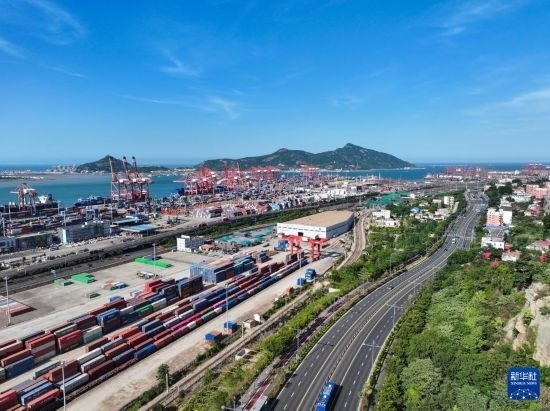 這是6月26日拍攝的中哈連云港物流合作基地（無人機(jī)照片）。新華社記者 季春鵬 攝