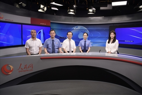 訪談現(xiàn)場。人民網(wǎng)記者 王曉嘯攝